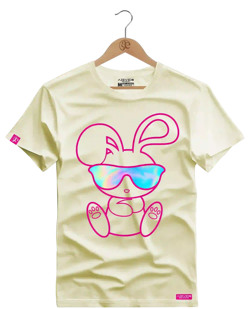 Camiseta Algodão Premium Estampa Coelho Óculos Contorno - Azevedo Encantu's